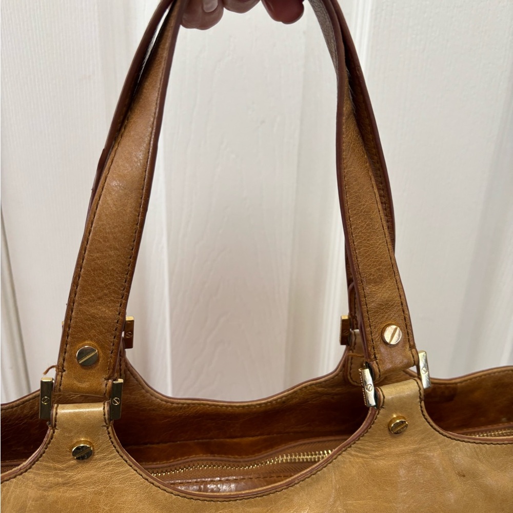 Tory Burch Bombe Glazed Leather Tote in Royal Tan EUC - Picture 9 of 16